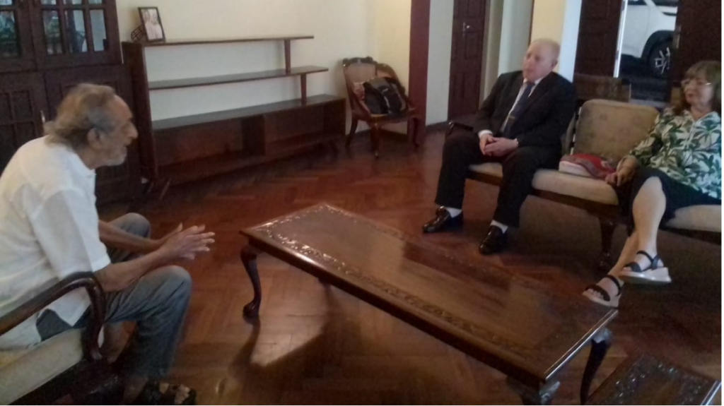 ලංකාවේ කියුබානු තානාපති ප්‍ර.වා.පෙ. නායක වාසුදේව සහෝදරයා මුණගැසේ.